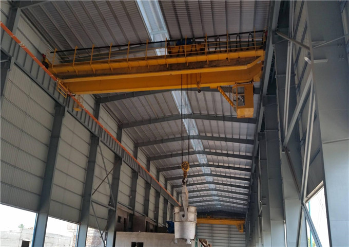 Sell  foundry overhead crane from China